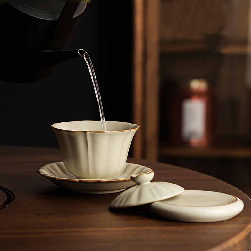 Buddha Stonesベージュ 梅の花 桃の枝 陶器 蓋付き 蓋碗 三彩 ティーカップ カンフーティーカップ