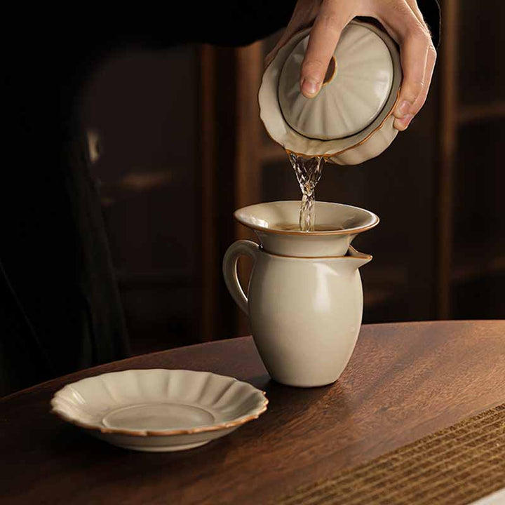 Buddha Stonesベージュ 梅の花 桃の枝 陶器 蓋付き 蓋碗 三彩 ティーカップ カンフーティーカップ