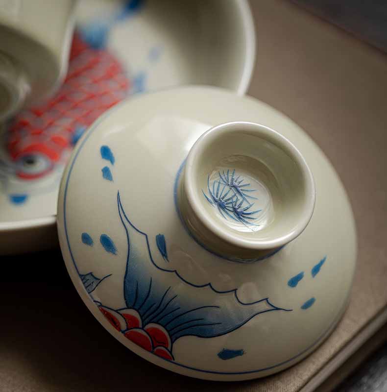 Buddha Stones鯉アロワナ陶器蓋湾三彩ティーカップカンフーティーカップ蓋付き130ml