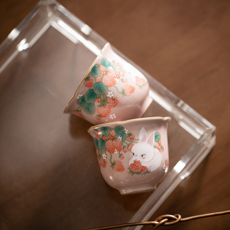 Buddha Stonesかわいいイチゴウサギの花 陶器ティーカップ カンフーティーカップ 55ml