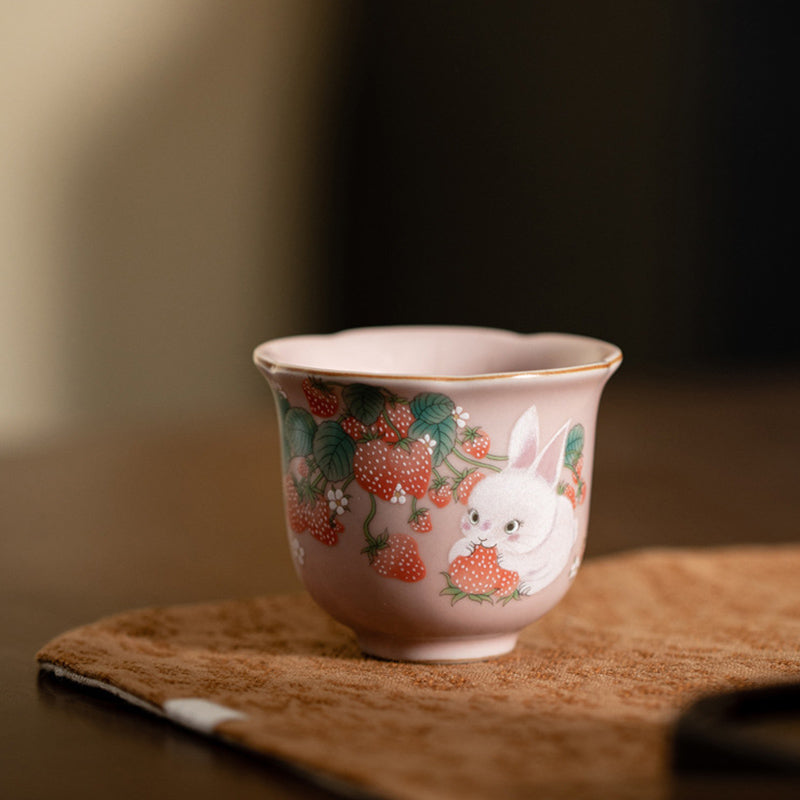 Buddha Stonesかわいいイチゴウサギの花 陶器ティーカップ カンフーティーカップ 55ml