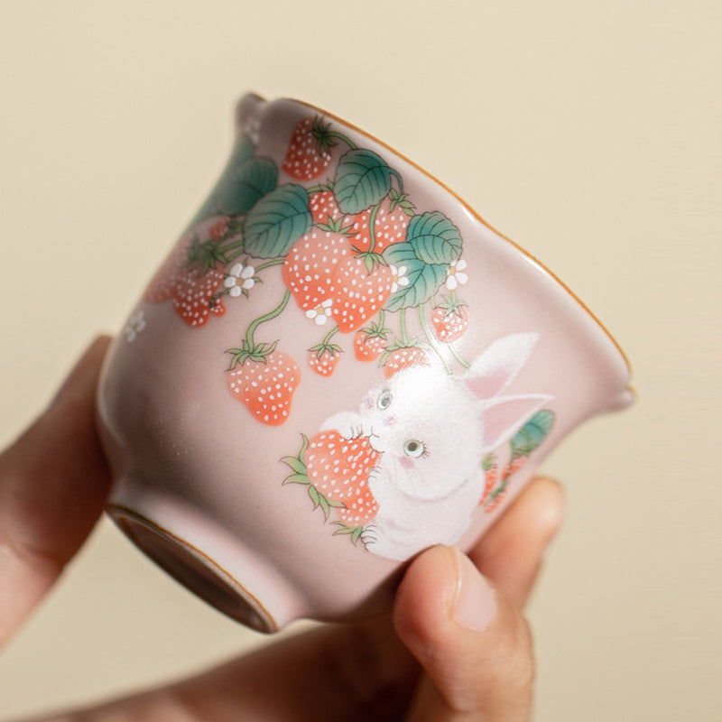 Buddha Stonesかわいいイチゴウサギの花 陶器ティーカップ カンフーティーカップ 55ml