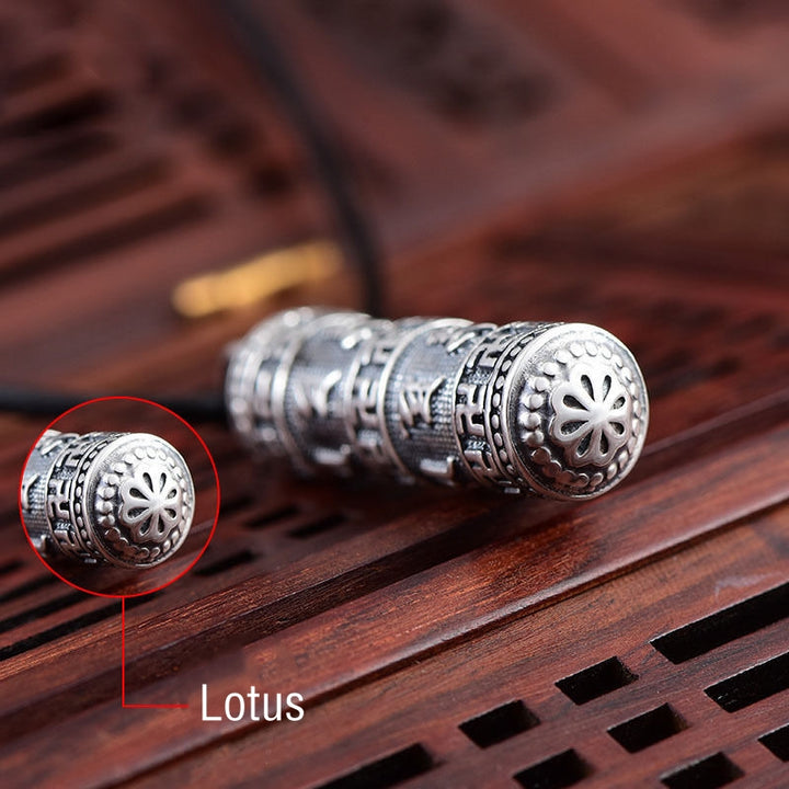 Buddha StonesチベットOm Mani Padme Hum仏卍幸運ネックレスペンダント