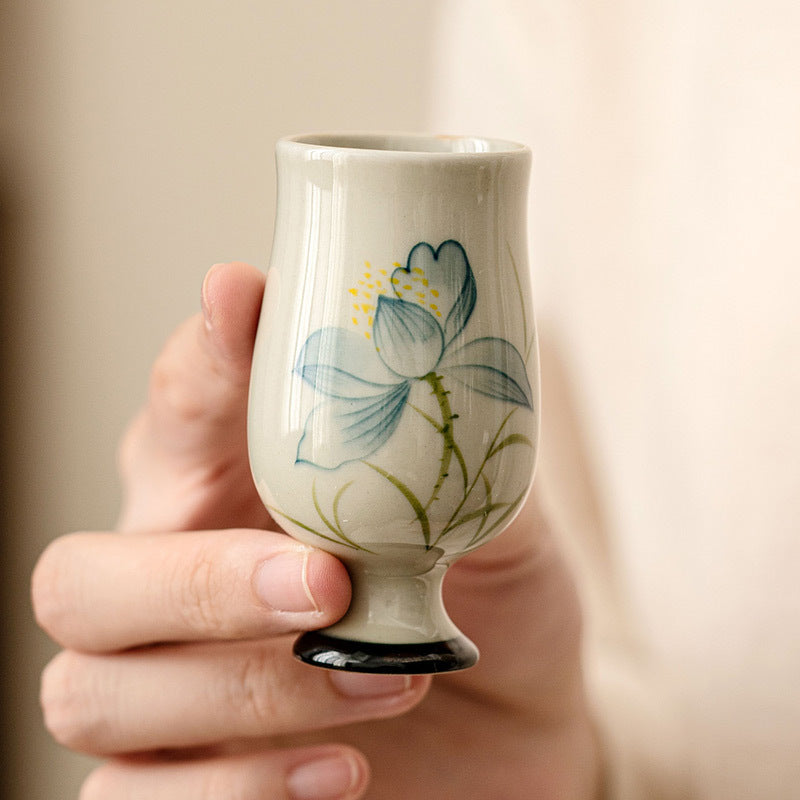 Buddha Stones手描き蓮の花陶器ティーカップカンフーティーカップ