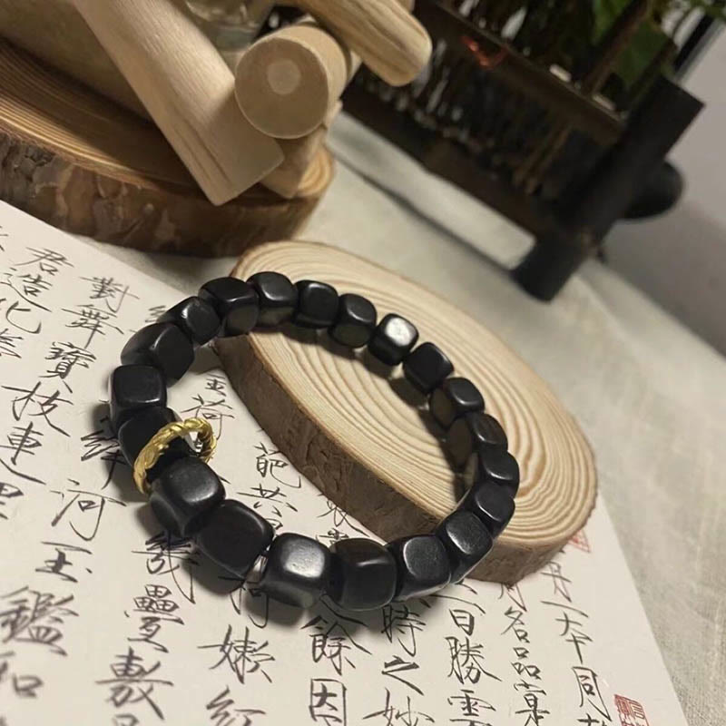 Buddha Stonesチベット黒檀 スクエアビーズ 平和 穏やか ブレスレット