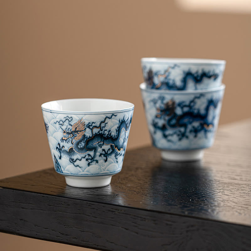 Buddha Stones小さな青と白の龍の模様 陶器ティーカップ カンフーティーカップ 45ml