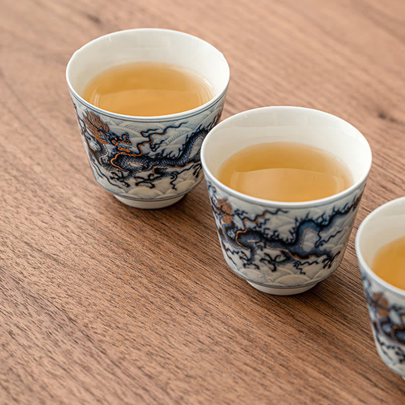 Buddha Stones小さな青と白の龍の模様 陶器ティーカップ カンフーティーカップ 45ml