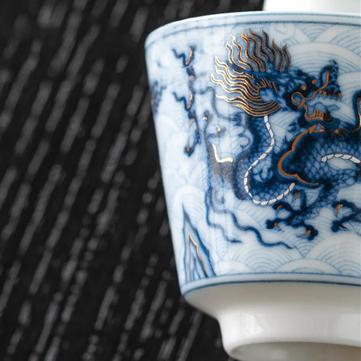 Buddha Stones小さな青と白の龍の模様 陶器ティーカップ カンフーティーカップ 45ml