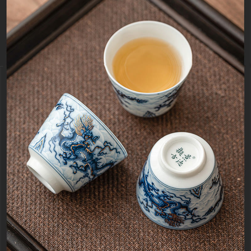 Buddha Stones小さな青と白の龍の模様 陶器ティーカップ カンフーティーカップ 45ml