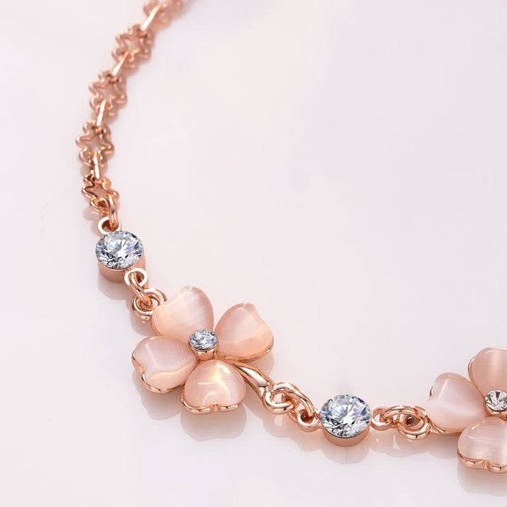 Buddha Stonesピンククリスタル 四つ葉のクローバー ラブチェーンブレスレット