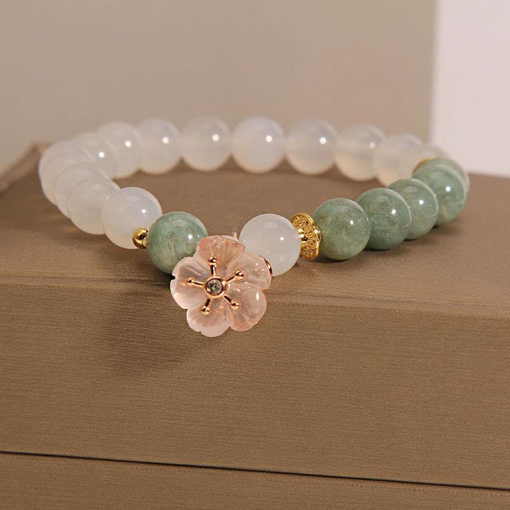 Buddha Stones白瑪瑙 翡翠 花 チャーム 幸運 守護 ブレスレット