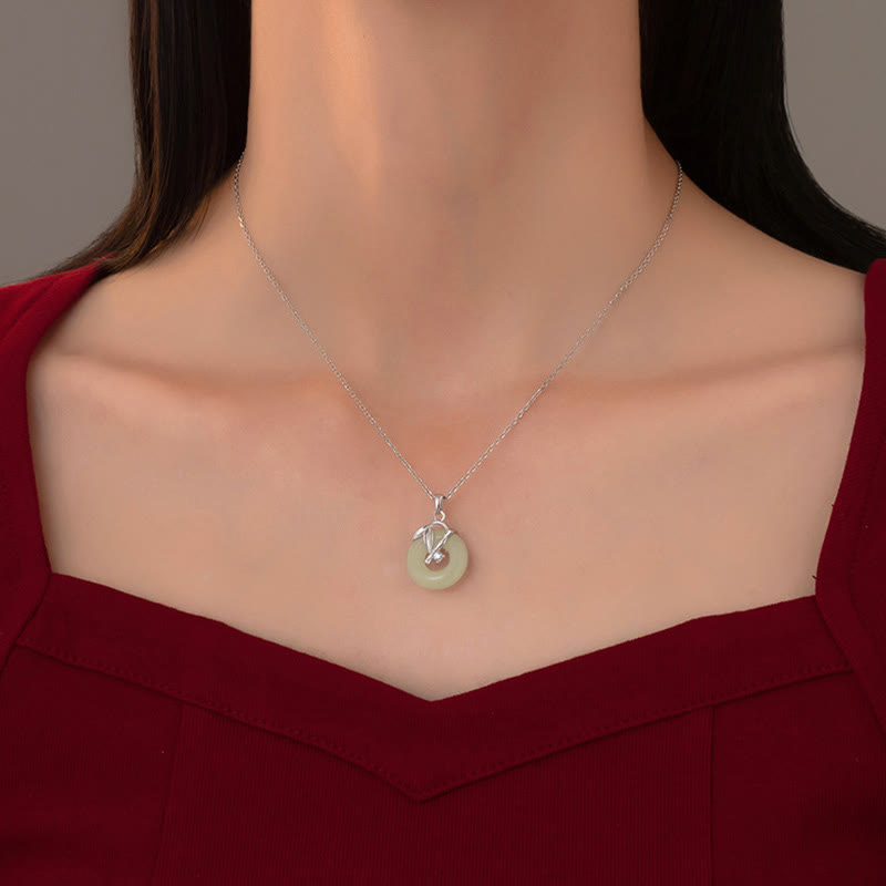 Buddha Stones925 スターリングシルバー 和田翡翠 竹の葉 平和バックル 繁栄のネックレスペンダント