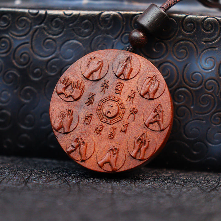 Buddha Stones、雷に打たれたナツメの木、陰陽八卦、山の幽霊、お金を使うのを防ぐネックレスペンダント