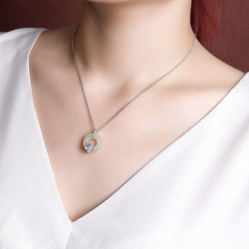 Buddha Stones925 スターリングシルバー 和田翡翠 平和バックル フラワー 幸運 ネックレス ペンダント