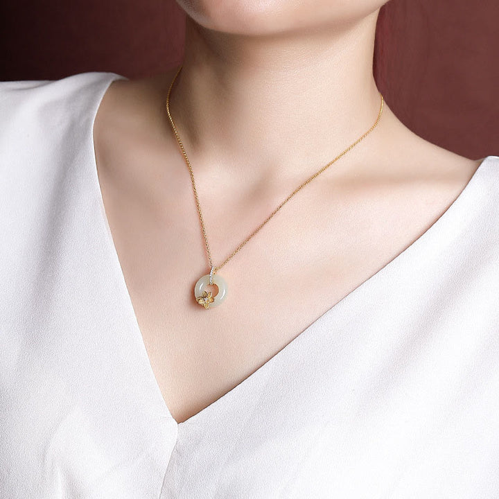 Buddha Stones925 スターリングシルバー 和田翡翠 平和バックル フラワー 幸運 ネックレス ペンダント