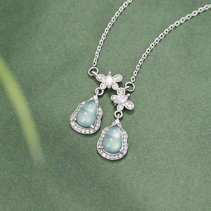 Buddha Stones 925スターリングシルバー グリーンジェイド ダブルひょうたん蝶 幸運のネックレスペンダント