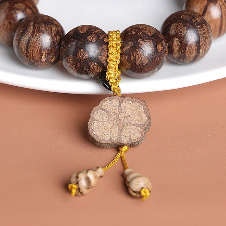 Buddha Stones梅の花 木の内なる平和のブレスレット