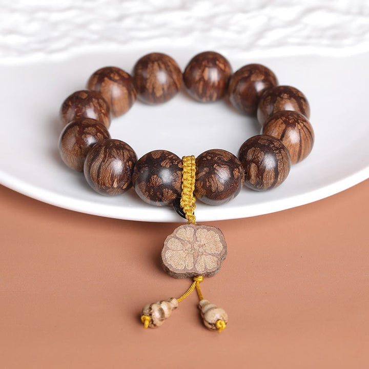 Buddha Stones梅の花 木の内なる平和のブレスレット