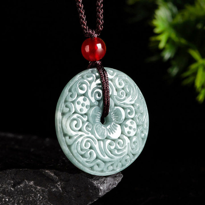 Buddha Stones翡翠 花彫り 平和バックル 豊穣のネックレスペンダント