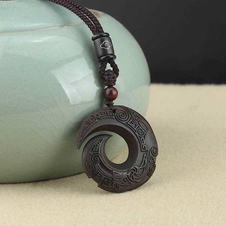 Buddha Stones黒檀 白檀 運気アップ デザイン柄 平和 ネックレス ペンダント