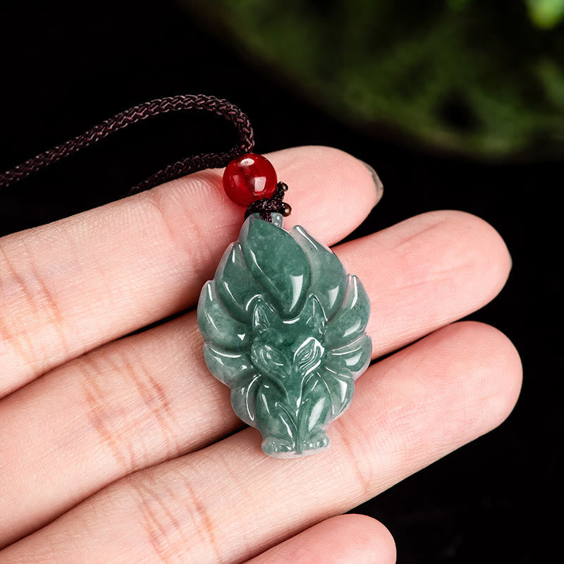 Buddha Stones天然緑翡翠九尾狐幸運ネックレスペンダント