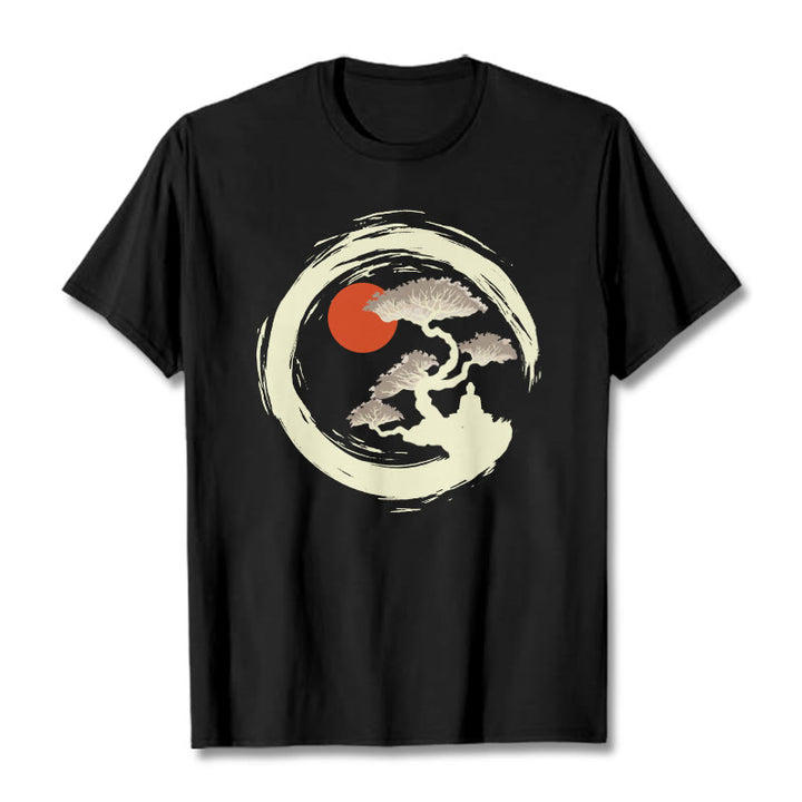 Buddha Stones、赤い太陽、松、禅サークル、瞑想、仏陀Tシャツ