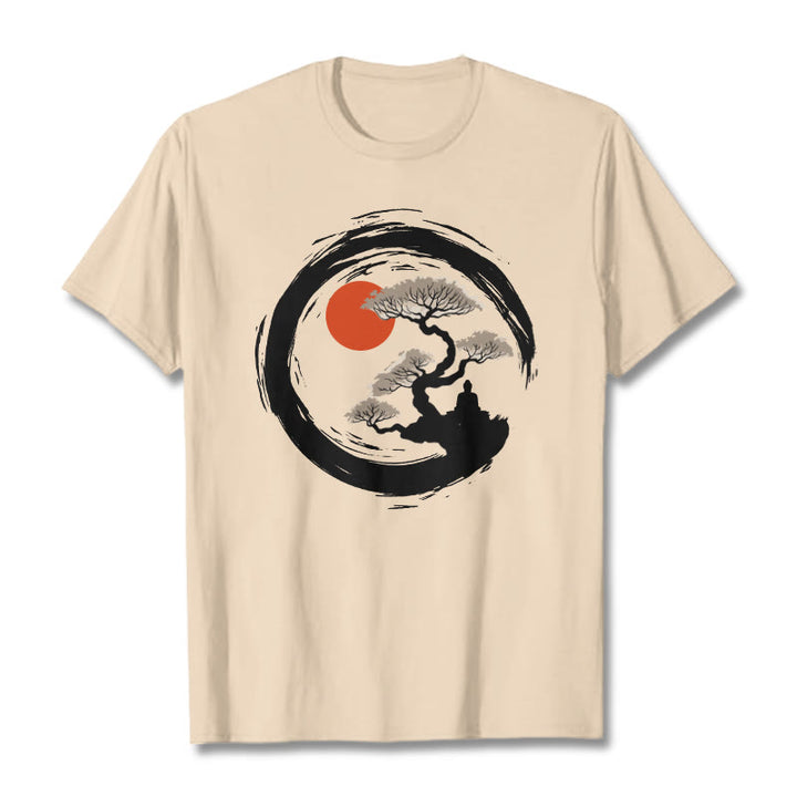 Buddha Stones、赤い太陽、松、禅サークル、瞑想、仏陀Tシャツ