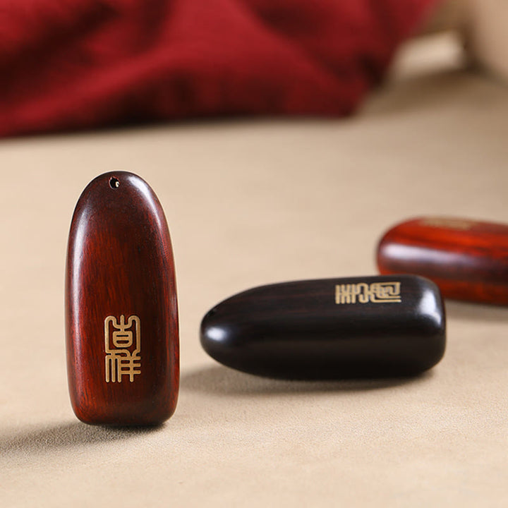 Buddha Stones小葉 紫檀 黒檀 平和 縁起の良い銅貨 守護キーホルダー