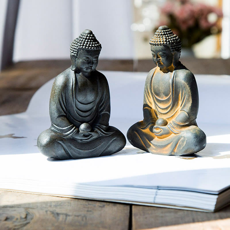Buddha Stonesチベットの瞑想仏 鉄粉錆鋳造樹脂像 静寂の装飾