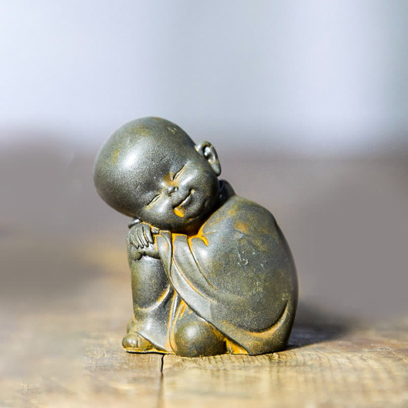 Buddha Stones小さな瞑想僧 鉄粉 錆 鋳造樹脂像 机上装飾 - 休息中の僧侶 5.5×4.7cm - image 8