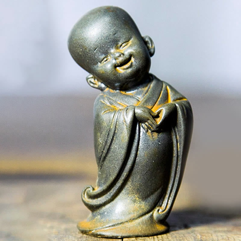 Buddha Stones小さな瞑想僧 鉄粉 錆 鋳造樹脂像 机上装飾