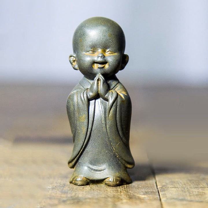 Buddha Stones小さな瞑想僧 鉄粉 錆 鋳造樹脂像 机上装飾 - 笑顔の僧侶 8×3.5cm - image 14