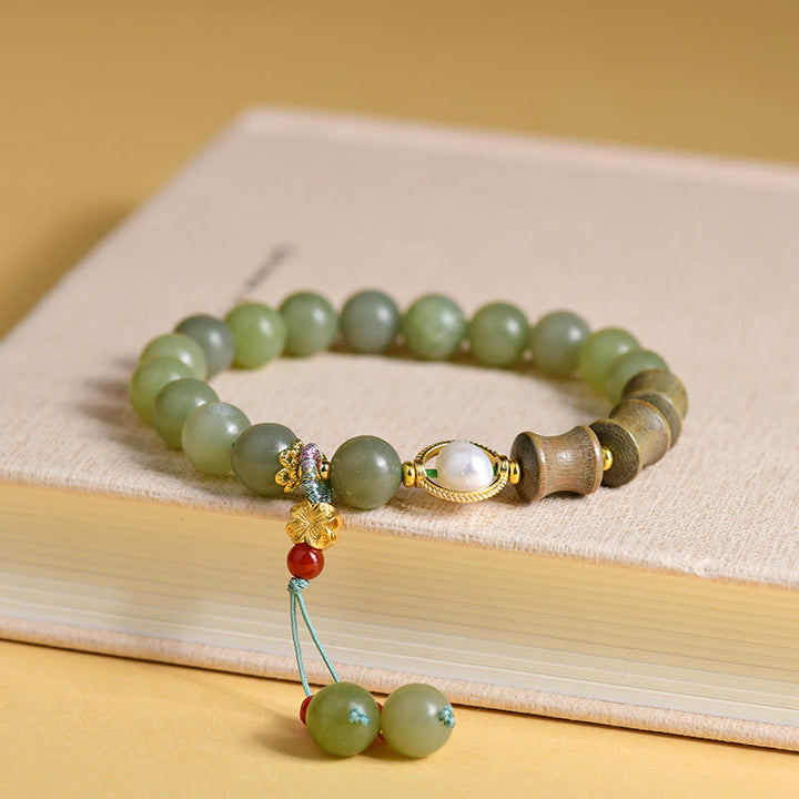 Buddha Stones、翡翠、白檀、竹、真珠の繁栄のブレスレット