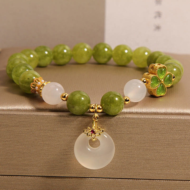 Buddha Stonesグリーントルマリン カルセドニー 四つ葉のクローバー ピースバックルチャーム ウィズダムブレスレット