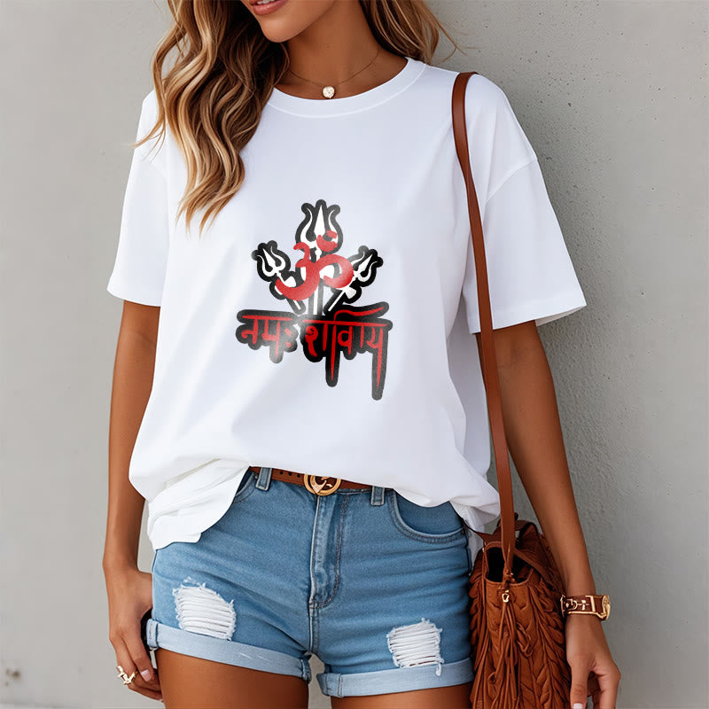Buddha StonesOM NAMAH SHIVAYA 三つの三叉槍 コットンTシャツ - image 8