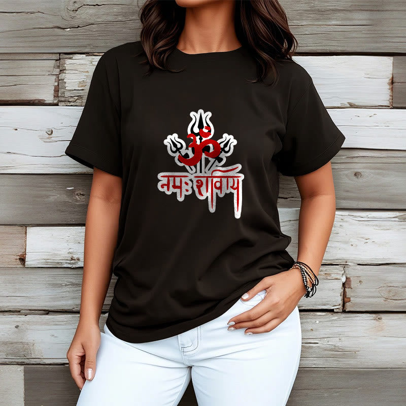 Buddha StonesOM NAMAH SHIVAYA 三つの三叉槍 コットンTシャツ - image 3
