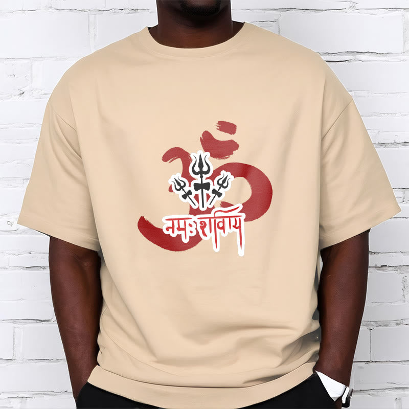 Buddha StonesOM NAMAH SHIVAYA 三つの小さな三叉槍 コットンTシャツ - image 2