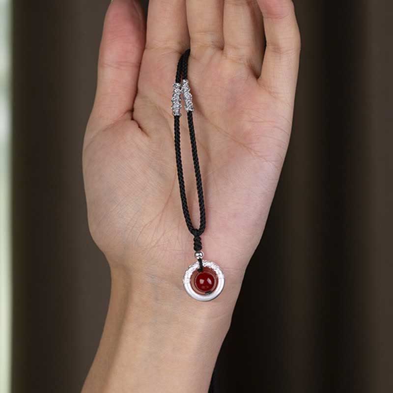 Buddha Stones999スターリングシルバー レッドアゲート ピースバックル 祝福ネックレスペンダント