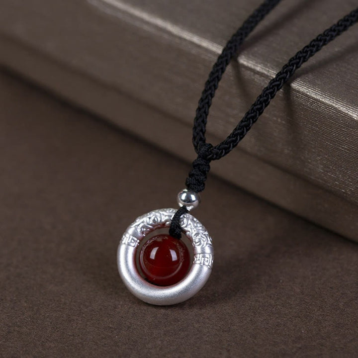 Buddha Stones999スターリングシルバー レッドアゲート ピースバックル 祝福ネックレスペンダント