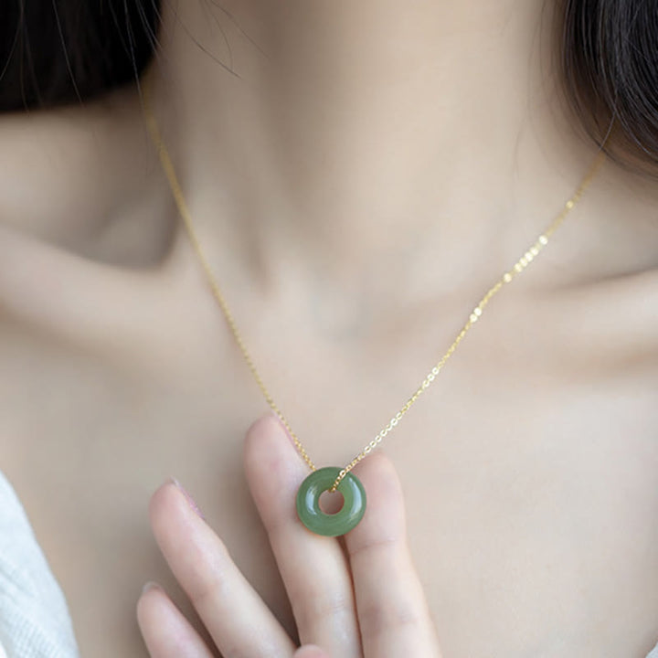 Buddha Stones 925スターリングシルバーメッキゴールド和田翡翠ピースバックルネックレスペンダント
