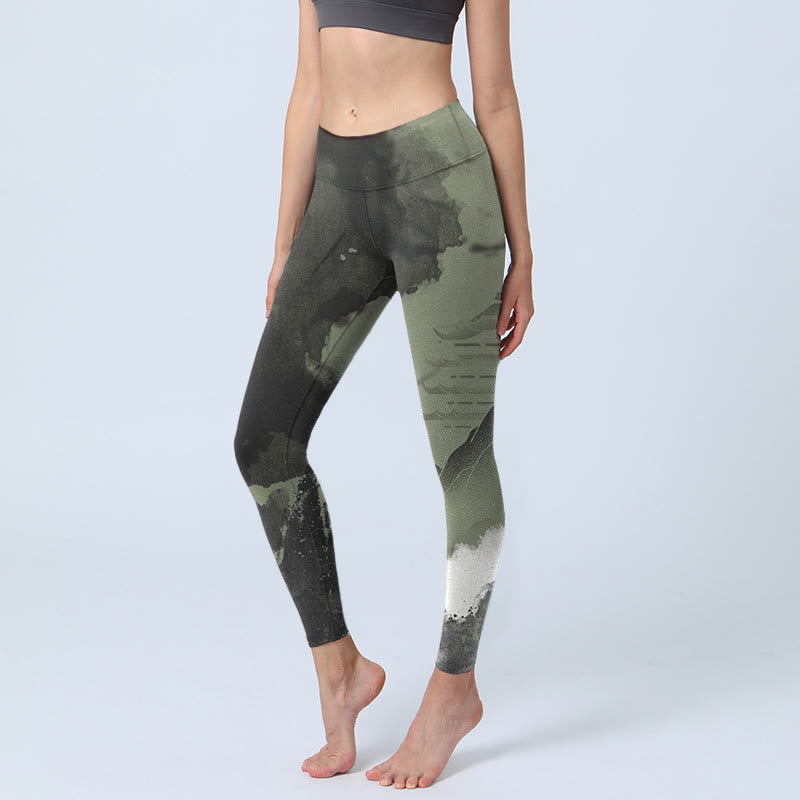 Buddha Stones水墨画山亭プリントフィットネスレギンスレディースヨガパンツ - グレー - US18、 UK/AU22、 EU50 (4XL) - image 1