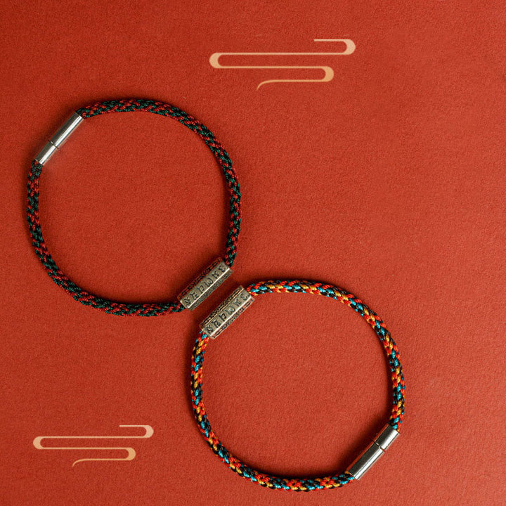 Buddha Stones赤紐と黒い糸 六つの真実の言葉 925スターリングシルバー幸運ブレスレット