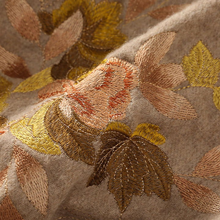 Buddha Stonesウールショール ホワイト ピンク 花 金色の葉 刺繍 タッセル 冬 心地よい 旅行用 スカーフ ラップ - image 6