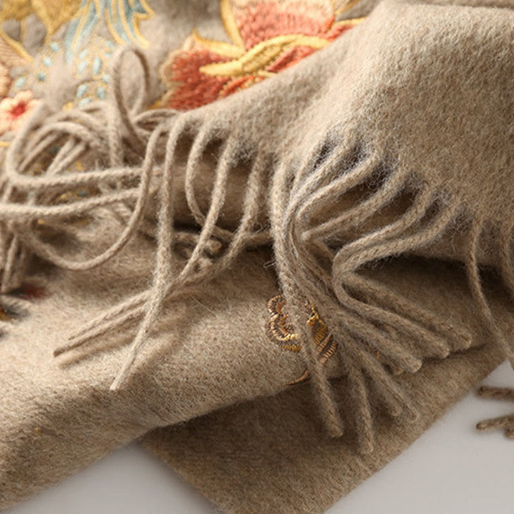 Buddha Stonesウールショール 赤い花と葉の刺繍タッセル 冬用 心地よい旅行用スカーフ ラップ - image 9