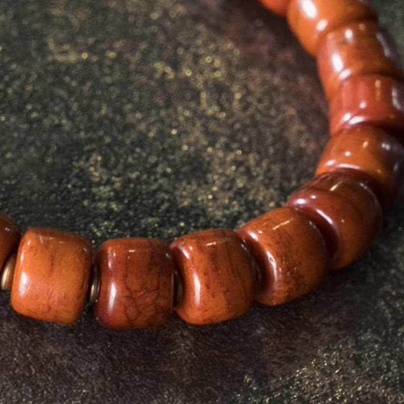 Buddha Stones骨ビーズ 銅製コーンペンダント 強さのブレスレット