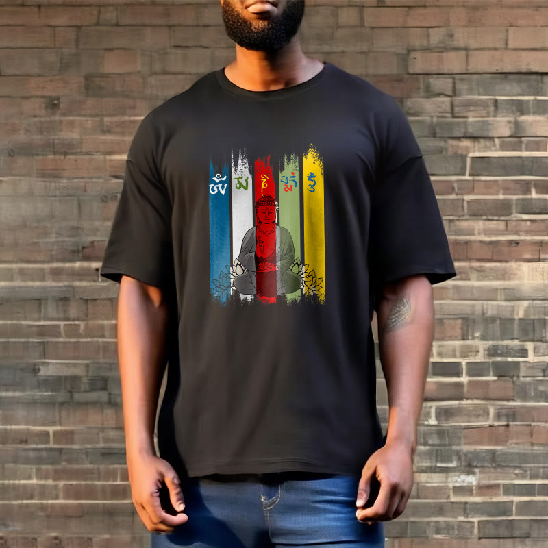 Buddha Stones、六つの真実の言葉「オーム・マニ・パドメ・フム」蓮華座に座る仏陀のコットンTシャツ - image 5