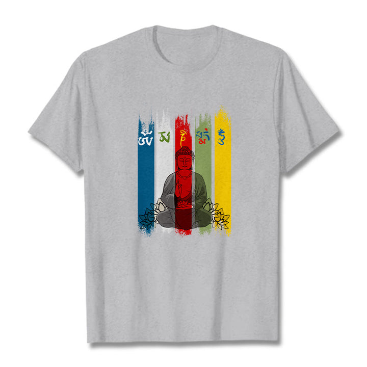 Buddha Stones、六つの真実の言葉「オーム・マニ・パドメ・フム」蓮華座に座る仏陀のコットンTシャツ - ライトグレー - 2XL - image 0