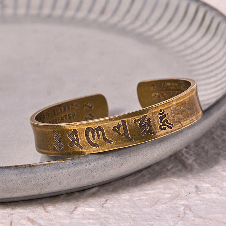 Buddha Stones六つの真実の言葉「om Mani Padme Hum」般若心経 銅 真鍮 内なる平和 カフブレスレット バングル