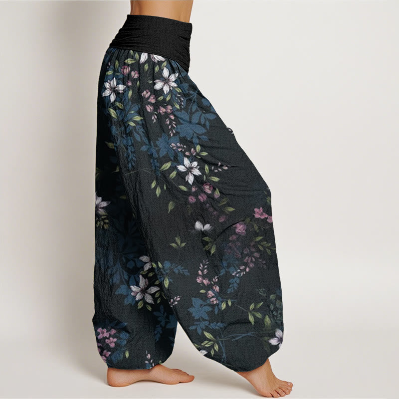Buddha Stones、小さな白い花、緑の葉、レディース 伸縮性ウエスト ハーレムパンツ - image 3