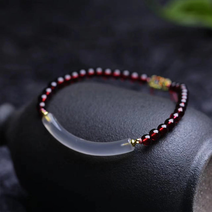 ガーネット グレーアゲート カフブレスレット ハーフ バングル 天然石 守護 開運 | Buddha Stones
